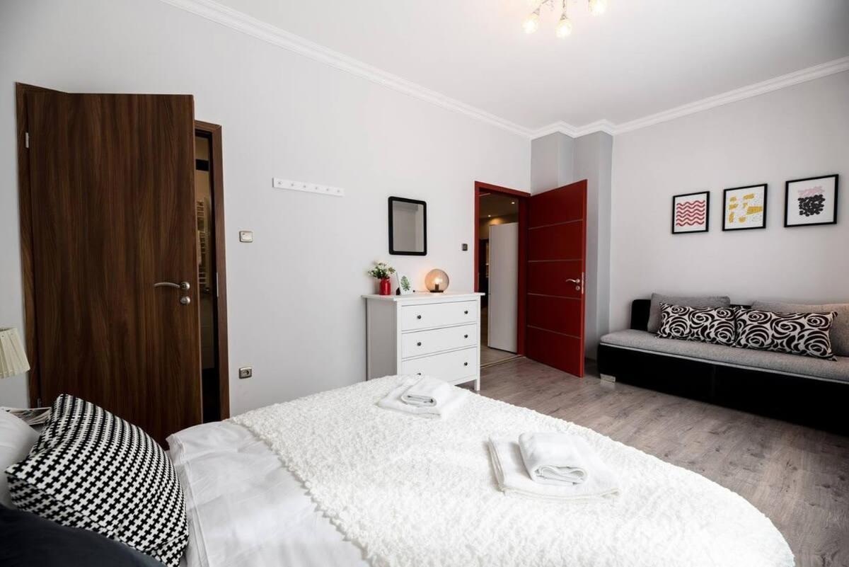 Ultra Large With Ac And Balcony * Budapesta