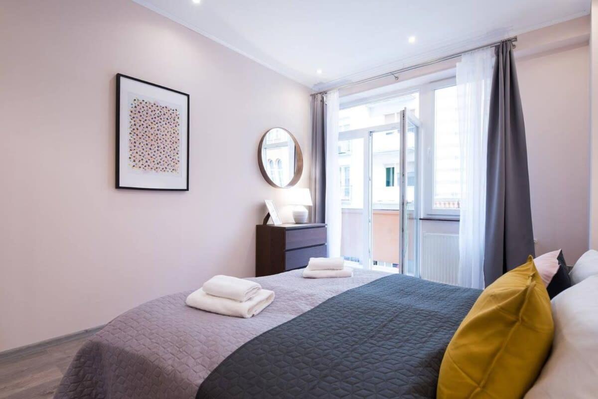 Ultra Large With Ac And Balcony Apartment Budapest