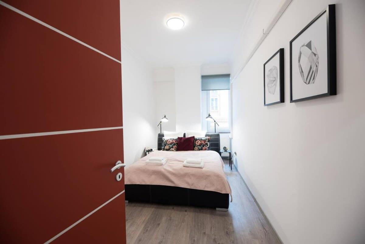 Apartament Ultra Large With Ac And Balcony Budapesta
